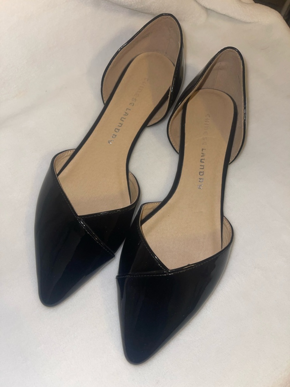 Black Patent Pointed Chinese laundry Flats